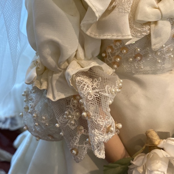 Porcelain Princess Diana Wedding doll - Picture 7 of 8